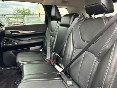 2025 INFINITI QX60 LUXE