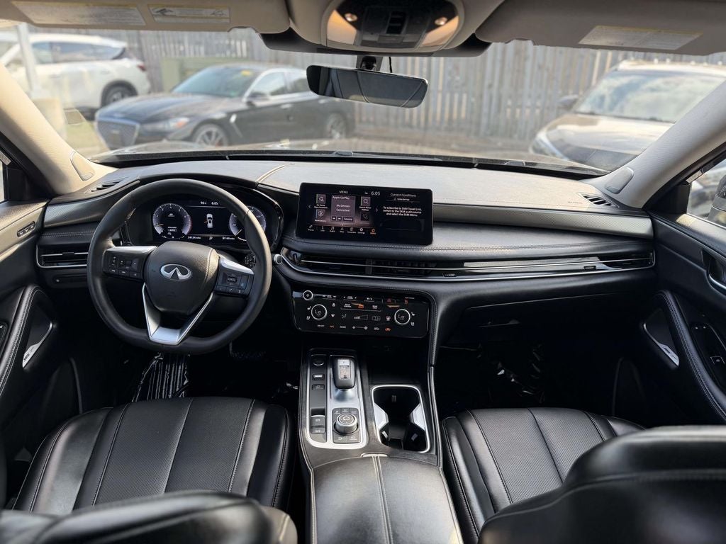 2025 INFINITI QX60 LUXE