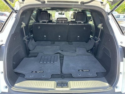 2025 INFINITI QX60 LUXE