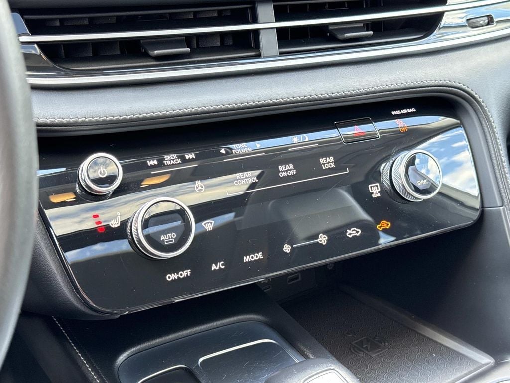 2023 INFINITI QX60 PURE