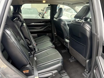 2023 INFINITI QX60 PURE