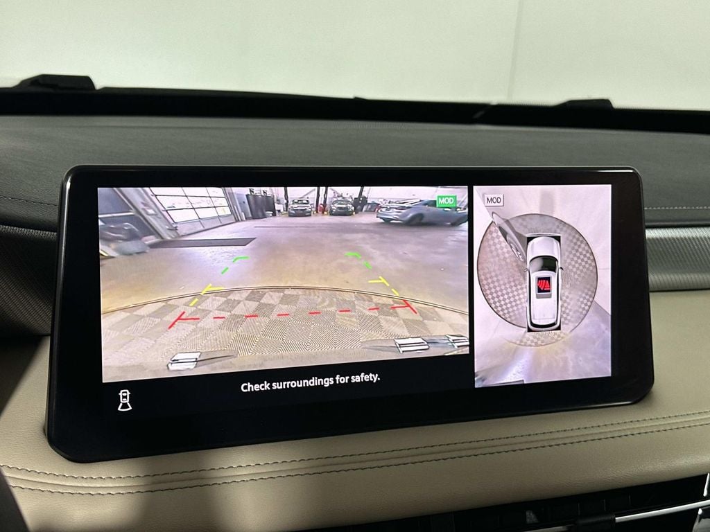 2023 INFINITI QX60 LUXE