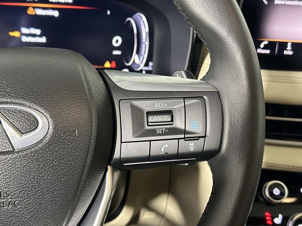 2023 INFINITI QX60 LUXE