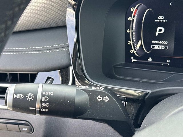 2022 INFINITI QX60 LUXE