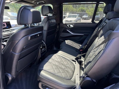 2024 BMW X7 xDrive40i