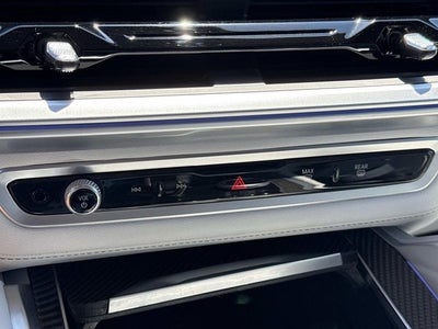 2023 BMW XM Base