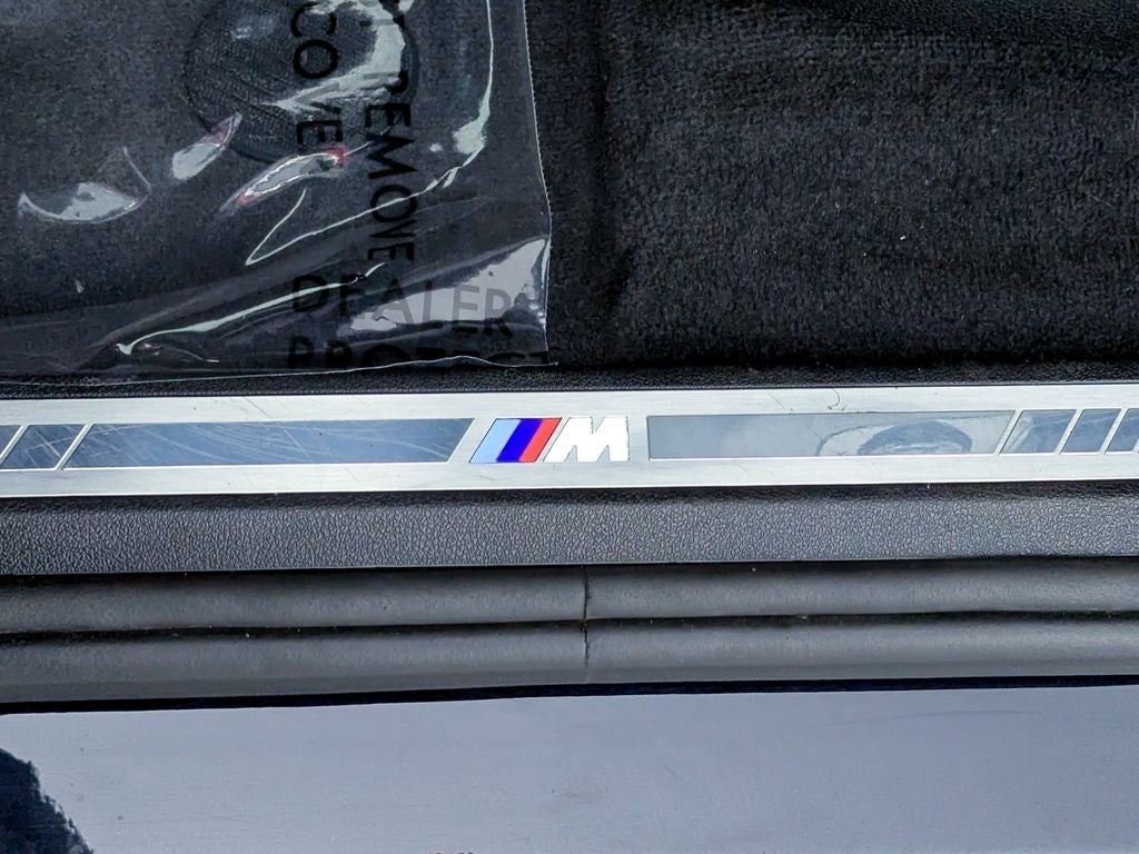 2025 BMW XM Base