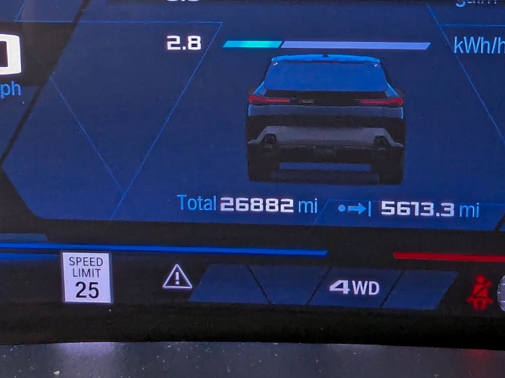 2025 BMW XM Base