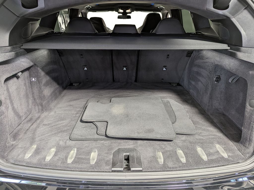 2025 BMW XM Base