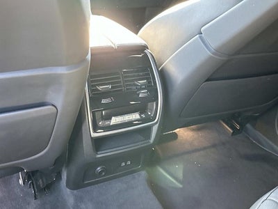 2025 BMW XM Base