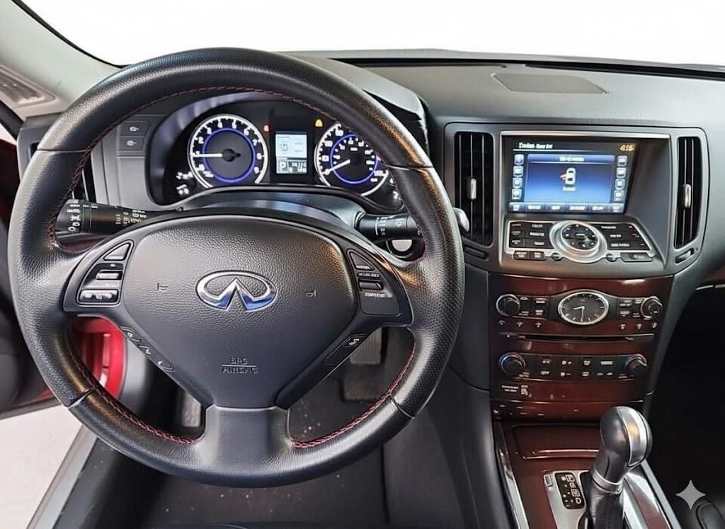 2014 INFINITI Q60 Base