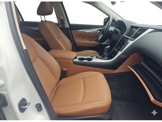 2024 INFINITI Q50 LUXE
