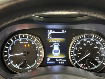 2023 INFINITI Q50 LUXE