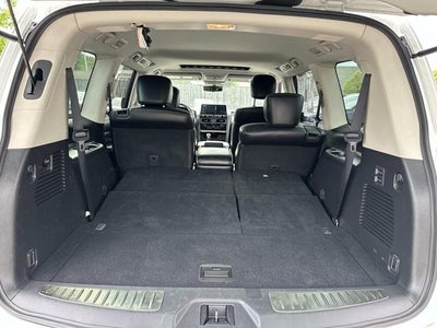 2023 INFINITI QX80 Premium Select