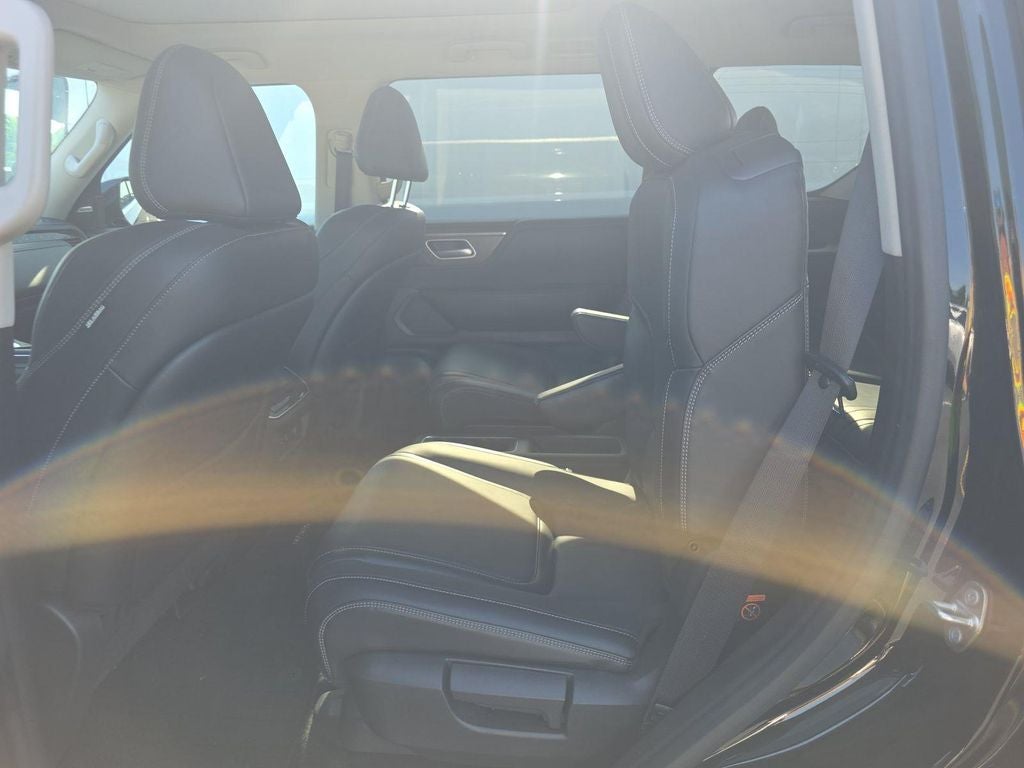 2025 INFINITI QX80 PURE