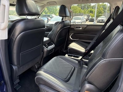 2025 INFINITI QX80 LUXE