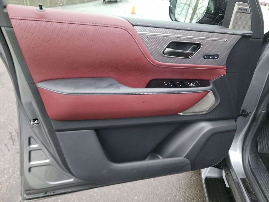 2025 INFINITI QX80 AUTOGRAPH