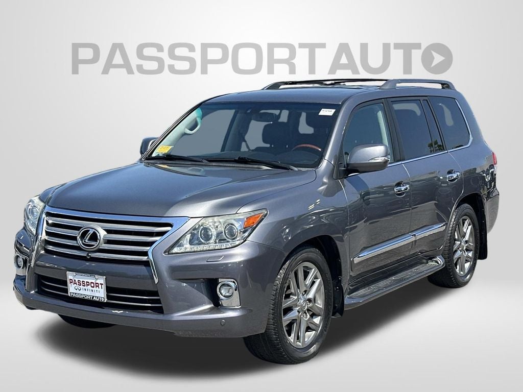 2014 Lexus LX 600 570's photo
