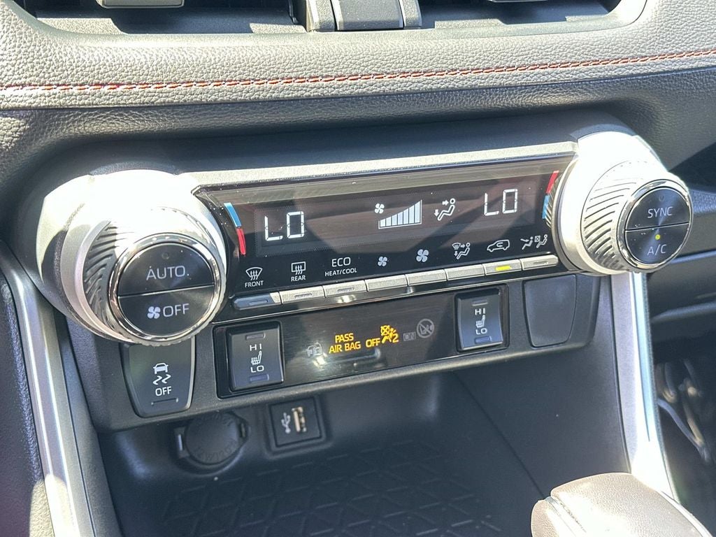 2024 Toyota RAV4 Prime SE