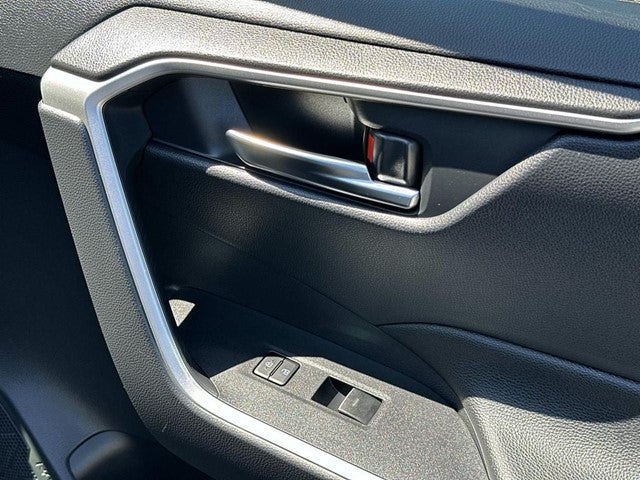 2024 Toyota RAV4 Prime SE