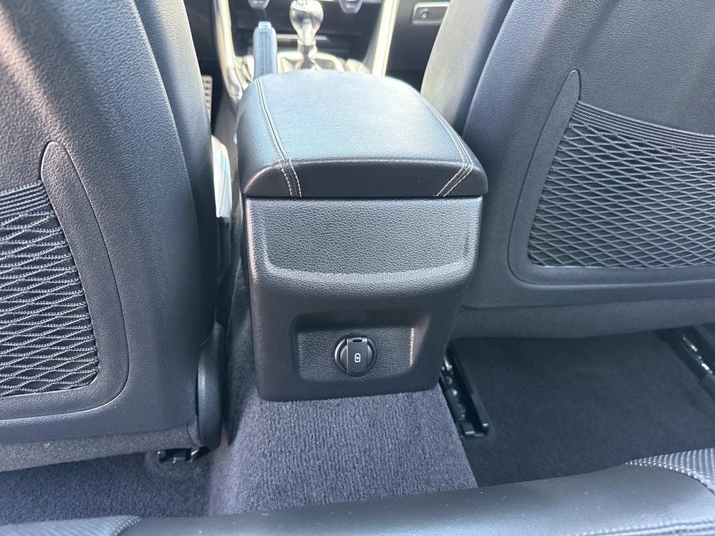 2021 Genesis G70 2.0T Sport