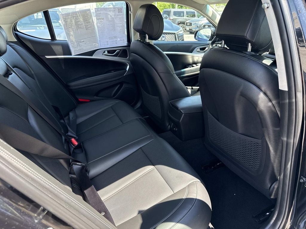 2021 Genesis G70 2.0T Sport