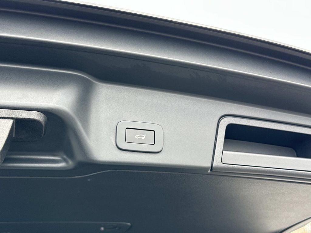 2025 Land Rover Range Rover Evoque S