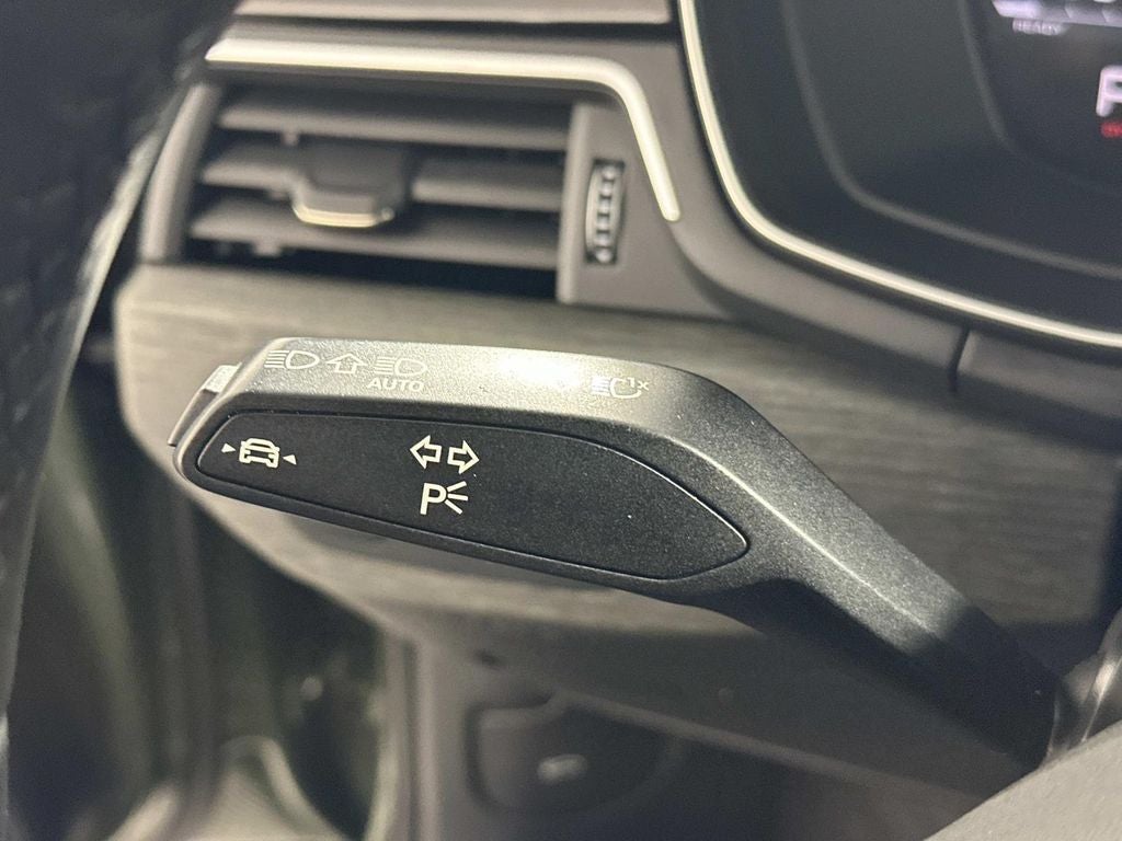2023 Audi A4 45 S line Premium Plus quattro