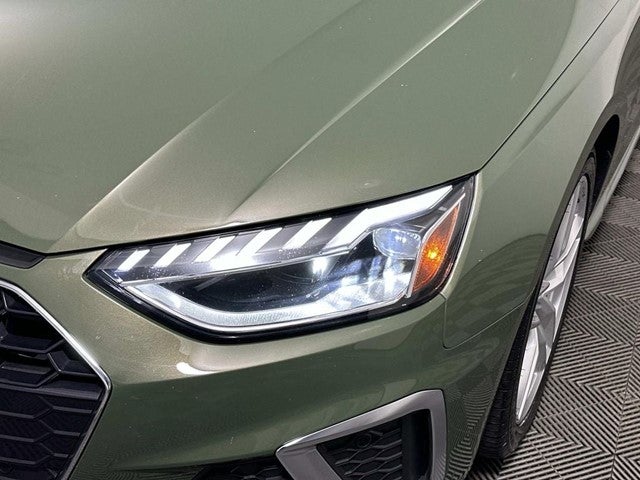 2023 Audi A4 45 S line Premium Plus quattro
