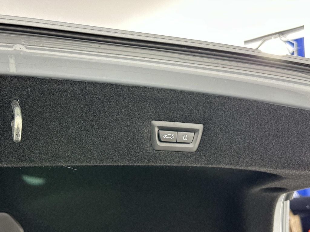 2023 BMW 7 Series 740i