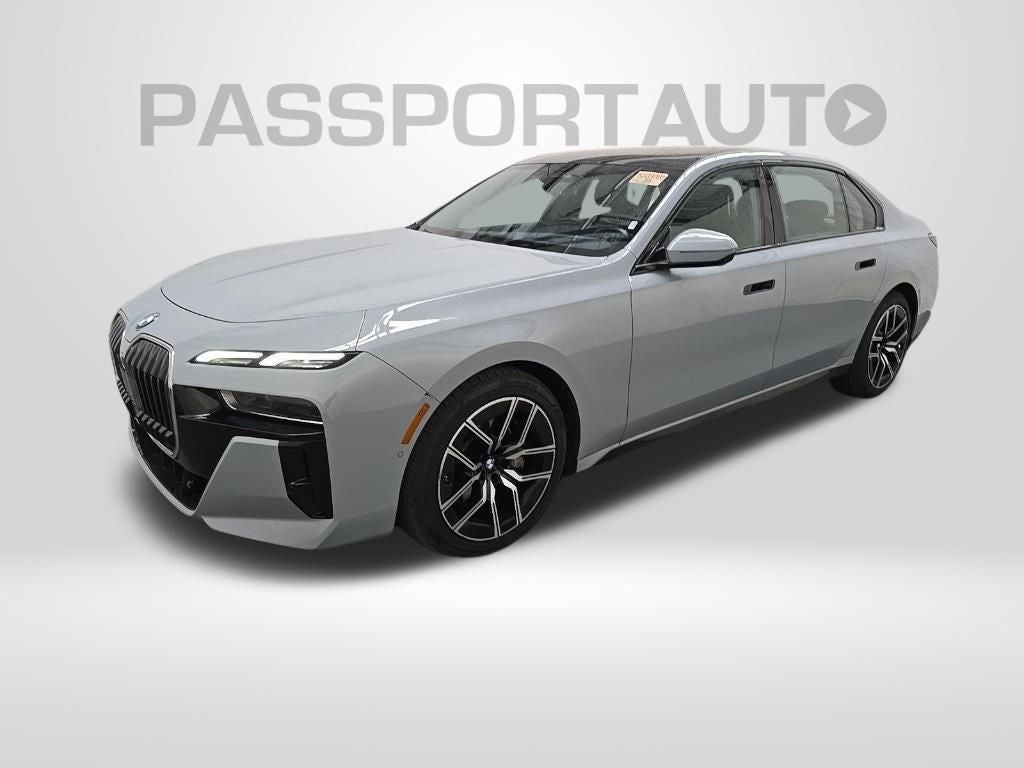 2023 BMW 7 Series 740i's photo