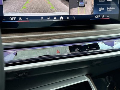 2023 BMW 7 Series 740i