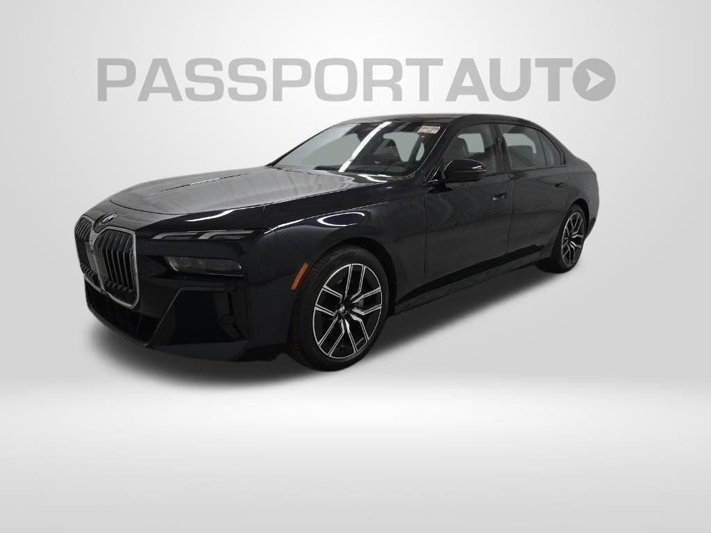 2023 BMW 7 Series 760i xDrive's photo