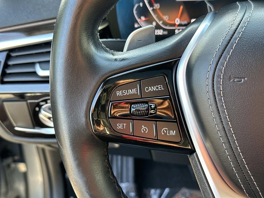 2021 BMW 5 Series 530i