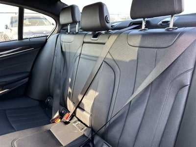 2021 BMW 5 Series 530i