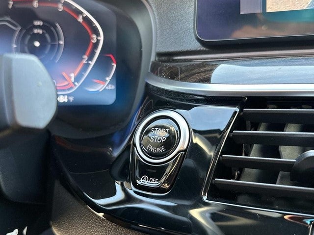 2021 BMW 5 Series 530i