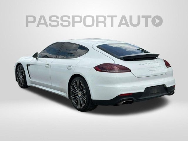 2015 Porsche Panamera 4