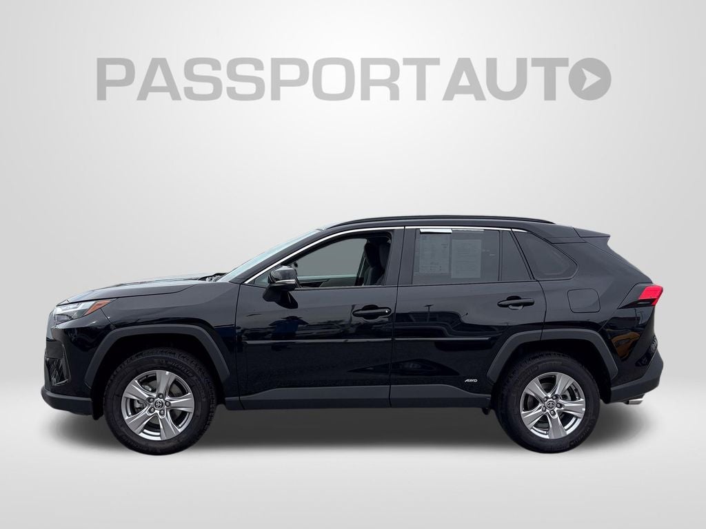 2022 Toyota RAV4 Hybrid XLE