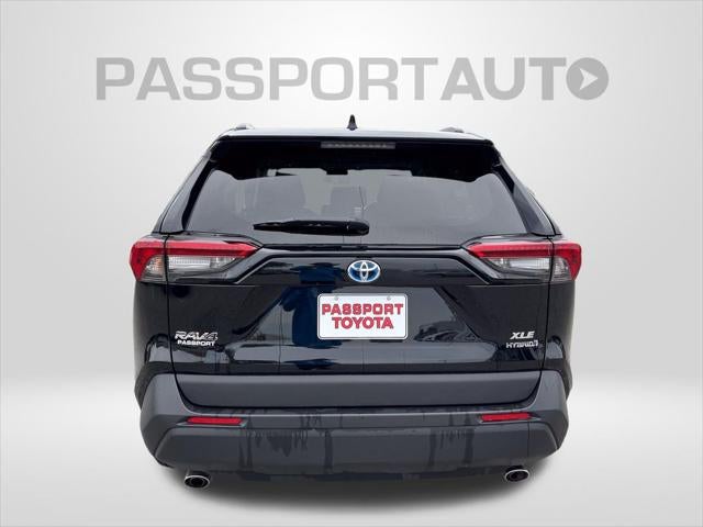 2022 Toyota RAV4 Hybrid XLE