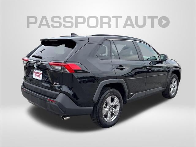 2022 Toyota RAV4 Hybrid XLE