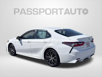 2022 Toyota Camry SE