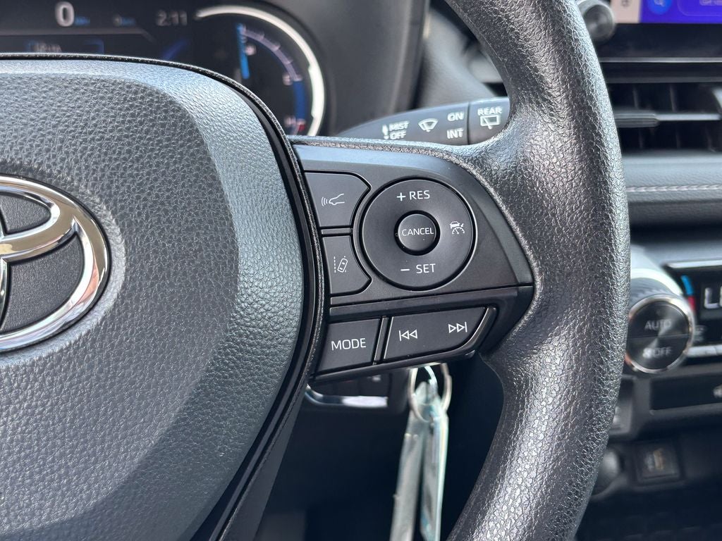 2025 Toyota RAV4 Hybrid LE