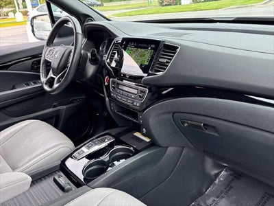 2023 Honda Passport Elite