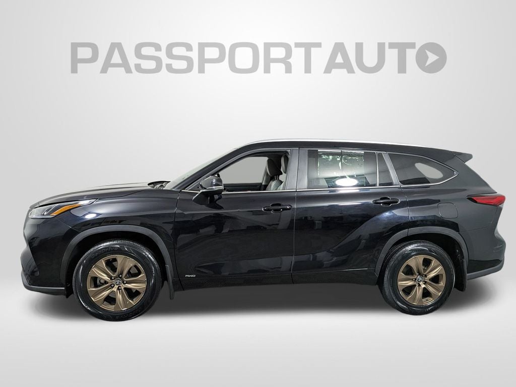 2023 Toyota Highlander Hybrid Bronze Edition
