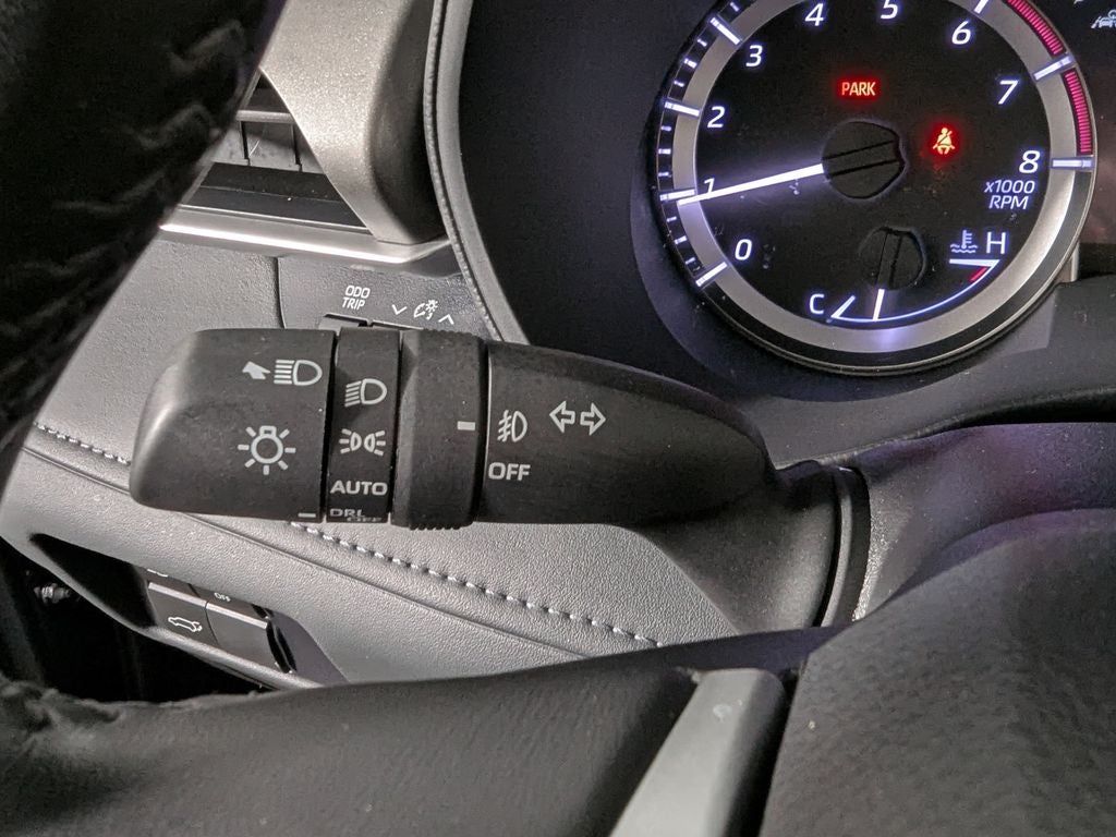 2025 Toyota Highlander LE