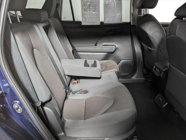 2025 Toyota Highlander LE