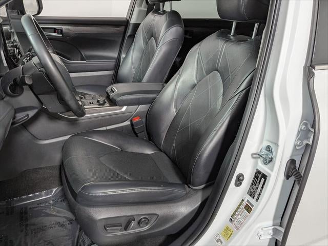 2023 Toyota Highlander Platinum