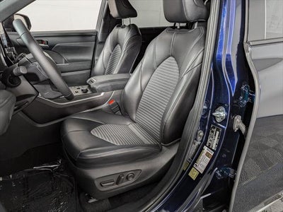 2024 Toyota Highlander XSE