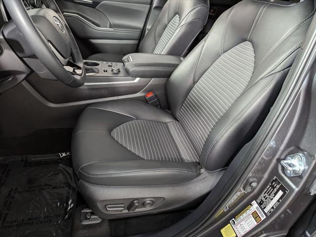 2025 Toyota Highlander XSE