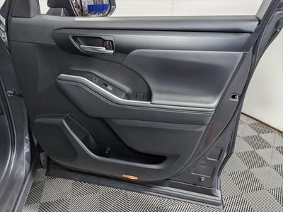 2025 Toyota Highlander XSE
